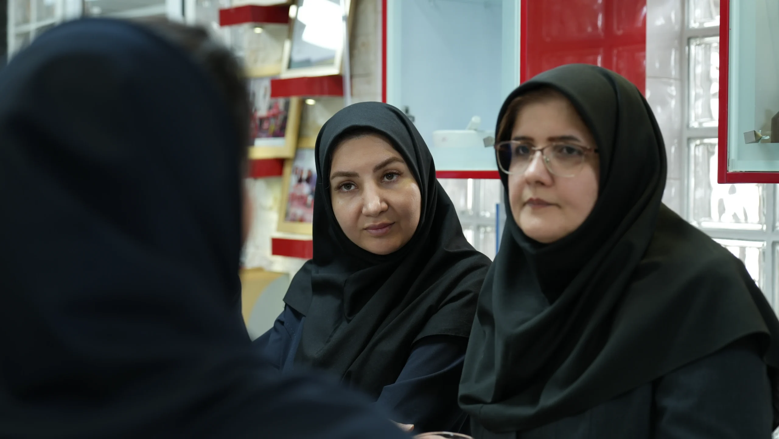 بازدید اعضای هیأت علمی موسسه پژوهشی علوم و صنایع غذایی از شرکت کشت و صنعت شیفته آرای شرق در راستای توسعه همکاری‌های دوجانبه