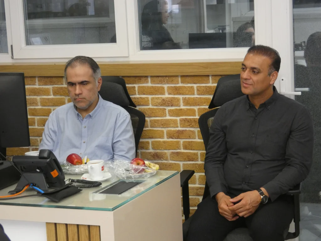 بازدید اعضای هیأت علمی موسسه پژوهشی علوم و صنایع غذایی از شرکت کشت و صنعت شیفته آرای شرق در راستای توسعه همکاری‌های دوجانبه