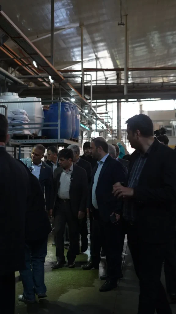 بازدید فرماندار مشهد از کارخانجات شیفته آرای شرق