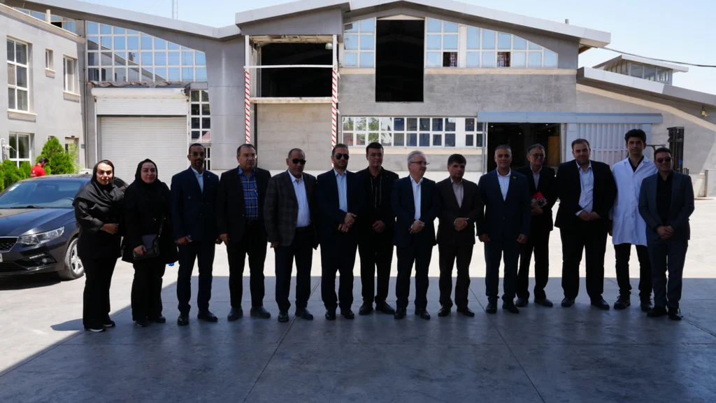 بازدید فرماندار مشهد از کارخانجات شیفته آرای شرق