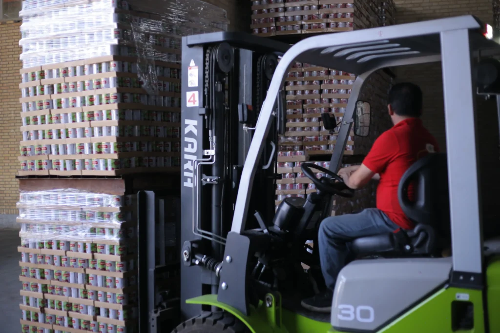 بازدید فرماندار مشهد از کارخانجات شیفته آرای شرق