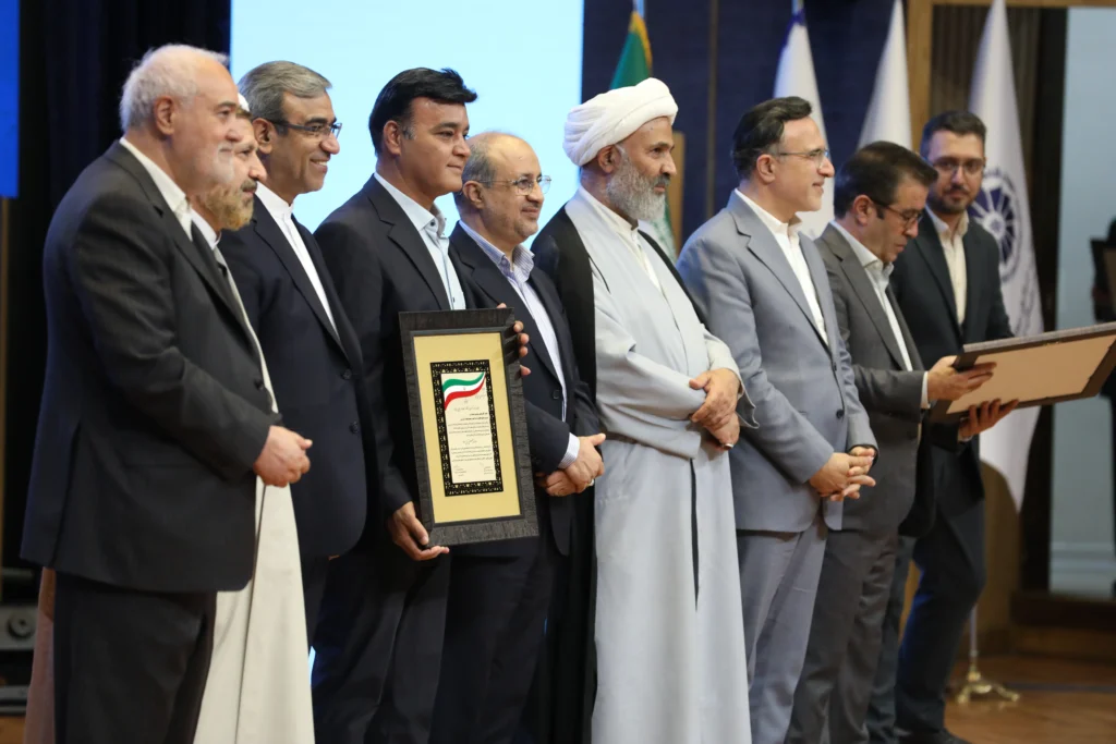 انتخاب شرکت کشت و صنعت شیفته آرای شرق به عنوان واحد نمونه صنعتی سال 1404